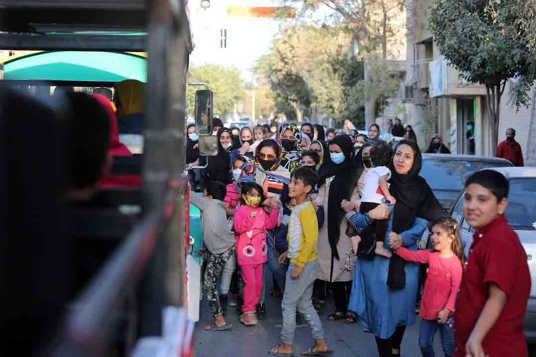 ماجرای عکس حاشیه&zwnj;ای از جشنواره فیلم کودک اصفهان چیست؟/ یادداشت علیرضا تابش