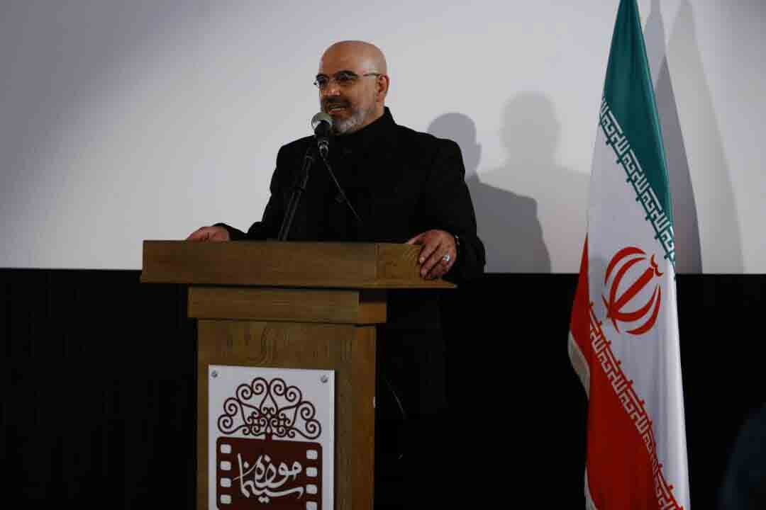 اعطای نشان خورشید مستندسازان به &laquo;رامین حیدری فاروقی&raquo;