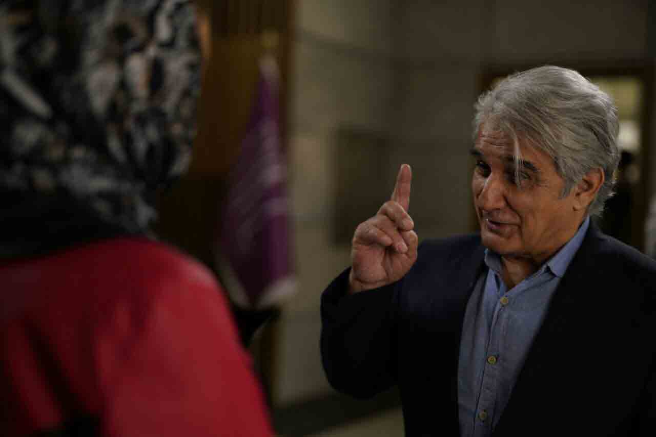 بیلبوردهای تبلیغاتی فیلم توسط شهرداری جمع آوری شد