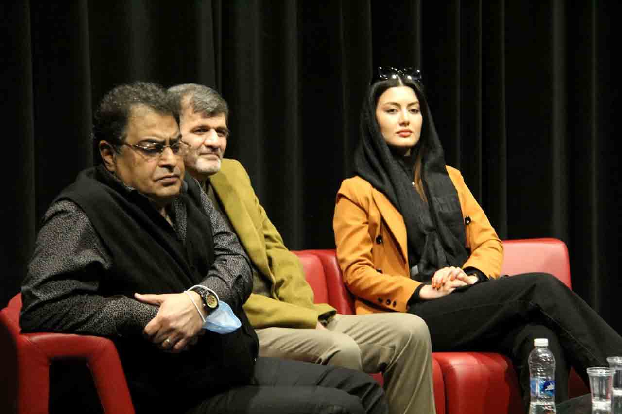 برای گرفتن مجوز فیلمنامه &laquo;بانک&zwnj;زده&zwnj;ها&raquo;جنگیدیم