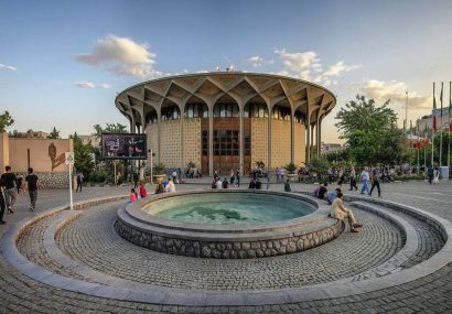 دو نمایش با موضوع شهید سلیمانی در تئاتر شهر