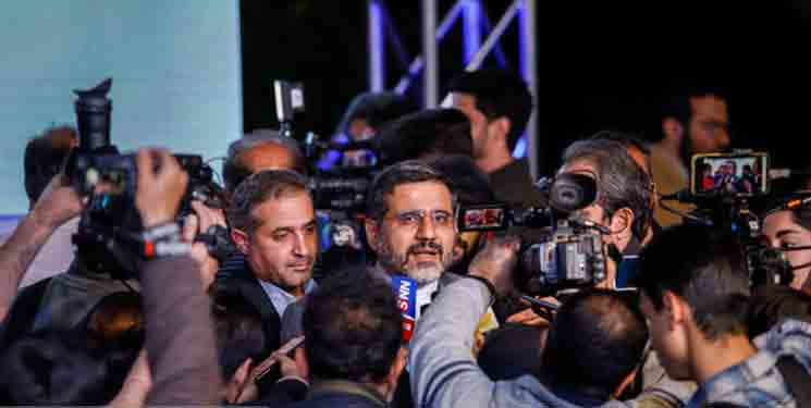 جبهه انقلاب با قدرت در همه حوزه ها جلو می رود